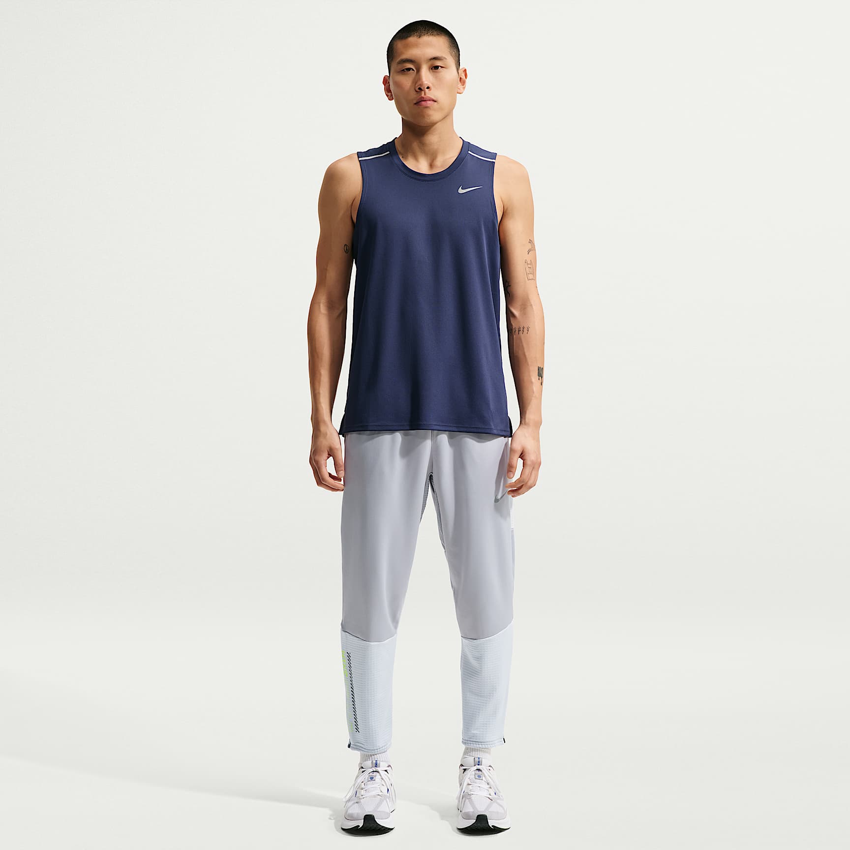 Nike Challenger Men's Therma-FIT Winterized Running Trousers. Nike ID